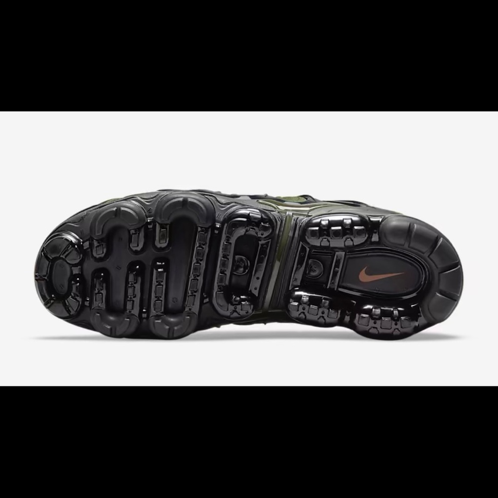 Vapormax Plus - image 2